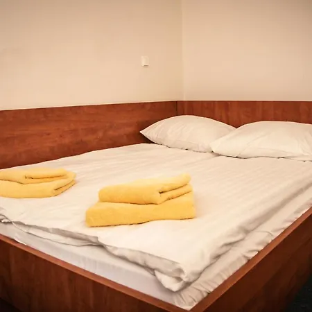 Hotel Ach To Tu Leszno (Greater Poland)