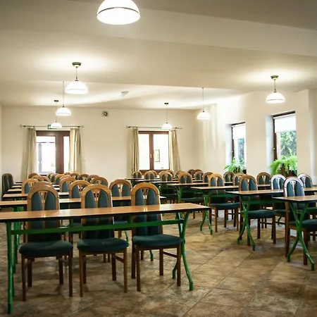 Ach To Tu Hotel