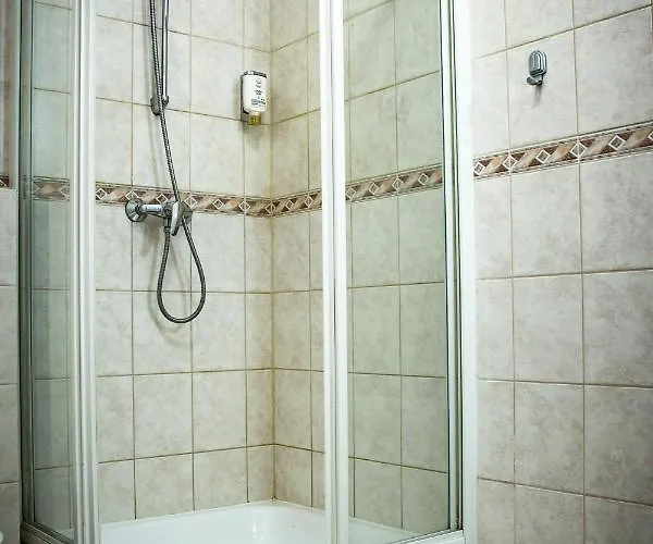 Ach To Tu Лешно